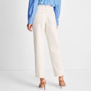 High-Rise Straight Leg Jeans in Cream